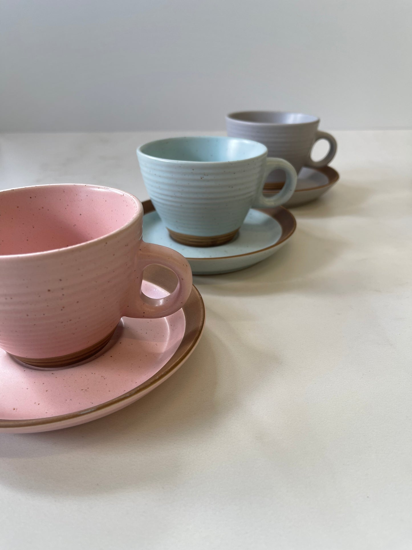 Set 6 Cups in Pink, Blue and Lilac Colors